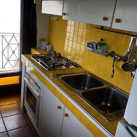 Apartment Alex E Alex Lecce